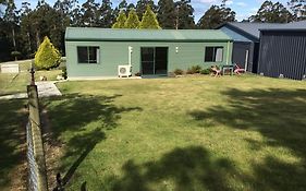 Cabin In The Tasmanian Bush - Tranquility!